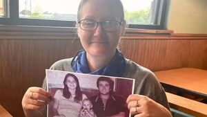 Hallan viva a mujer desaparecida en 1980 tras homicidio de sus padres