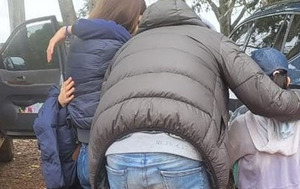 Pareja entrega a las niñas alemanas que estaban desaparecidas – Prensa 5