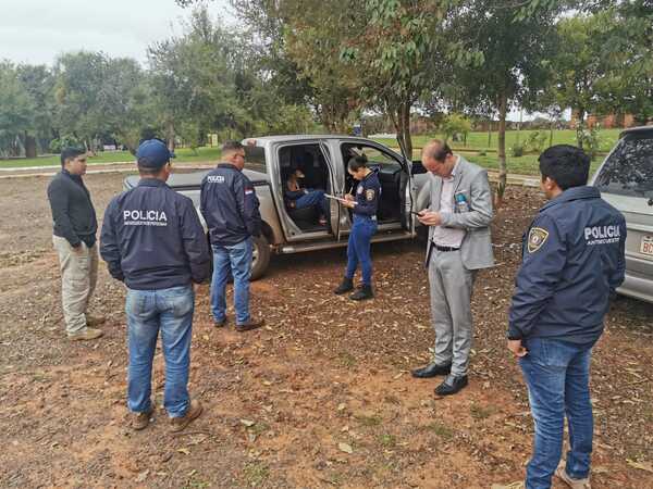 Pareja de alemanes entrega a autoridades a dos niñas buscadas en Paraguay - El Independiente