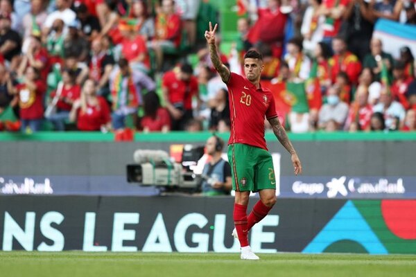 Portugal superó a República Checa y se afianza en el liderato