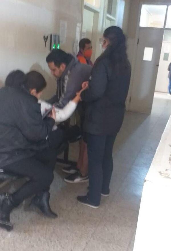 Faltan médicos, enfermeras y hasta colchón en el Hospital de Gral. Díaz - Nacionales - ABC Color