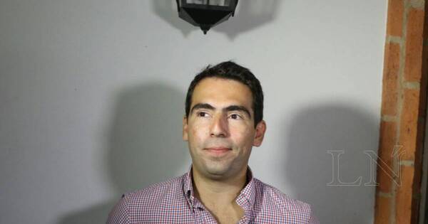 La Nación / Precandidato a gobernador de Caazapá de Fuerza Republicana minimiza el liderazgo de Hugo Velázquez