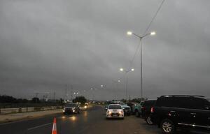 ¡Al fin! Reponen sistema de iluminación en la Costanera Norte