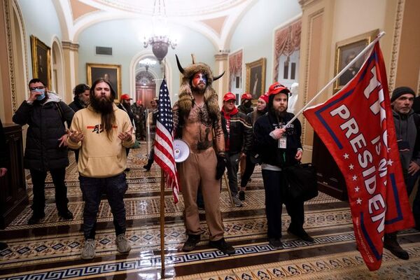 Proud Boys estuvieron detrás de la toma al Capitolio, según investigadores - Mundo - ABC Color