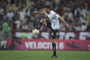 Versus / Junior Alonso dio una asistencia, pero Mineiro cayó goleado ante Fluminense - PARAGUAYPE.COM