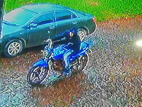 Motocicletas y automóviles desaparecen a diario bajo las narices de la Policía - La Clave