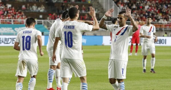 ¡Golazos! Miguel Almirón registra su primer doblete con la Albirroja