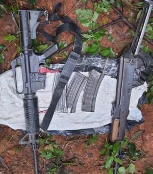 Hallan armas pertenecientes a policías asesinados en Puentesiño | 1000 Noticias