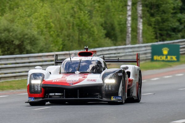 Hartley consigue la 'Hyperpole' en las 24 Horas de Le Mans