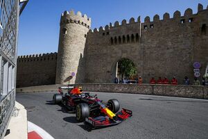 Diario HOY | Pérez dominó el primer libre en Baku
