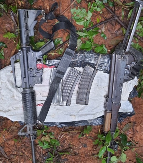 Hallan armas largas de policías que habian sido asesinados en Puentesiño | OnLivePy