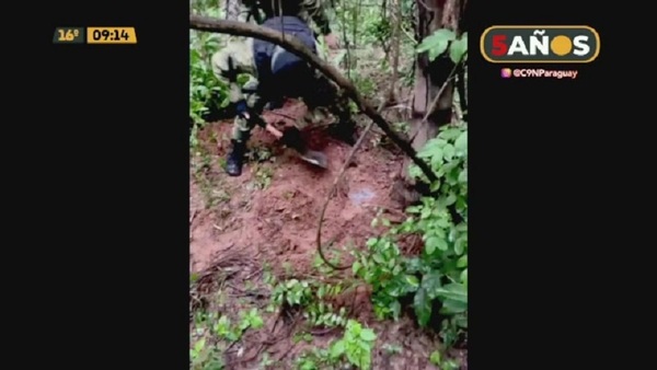 Hallan armas de policías asesinados en Expuentesiño - C9N