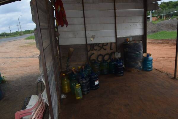 Crónica / Combustibles y varias mercaderías fueron incautadas en Nanawa