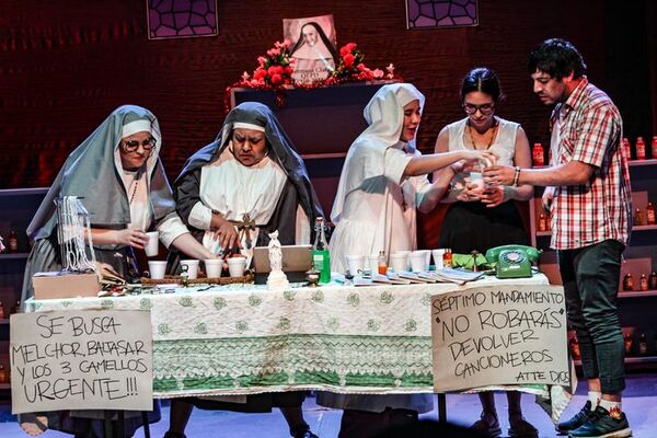 Varias obras retornan a la cartelera teatral - Cultura - ABC Color