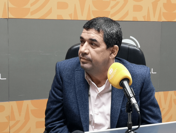Hugo Velázquez: "el patrón de Santi es un peligro para la democracia" · Radio Monumental 1080 AM