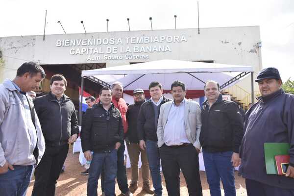 La ANDE mejorará el servicio eléctrico y la iluminación de Tembiaporã, en Caaguazú - .::Agencia IP::.