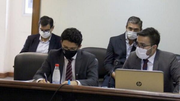 Tribunal confirma juicio contra ex ministros Cardozo y Godoy