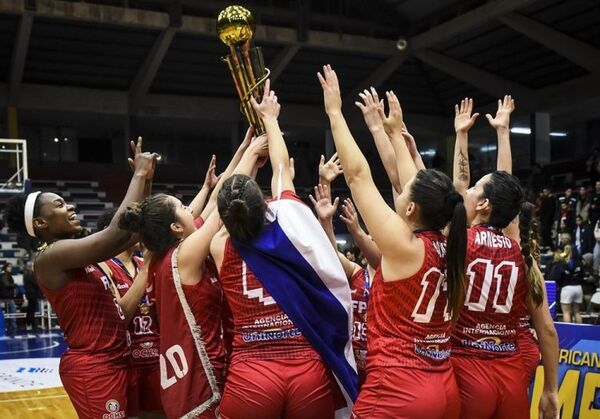 GIGANTE FELIX PEREZ CARDOZO FLAMANTE CAMPEÓN SUDAMERICANO DE BASQUET