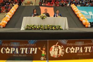 Tupi celebró la decimoctava edición de la Copa Futsal Fifa  - Polideportivo - ABC Color