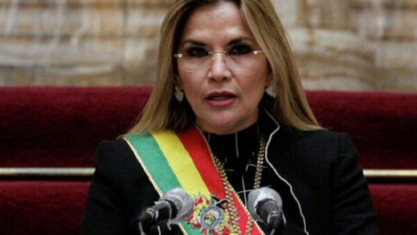Condenan a 10 años de prisión a ex presidenta interina de Bolivia