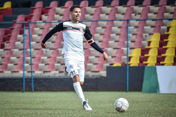 El “Águila” comparte el liderato en la Primera B - Fútbol - ABC Color