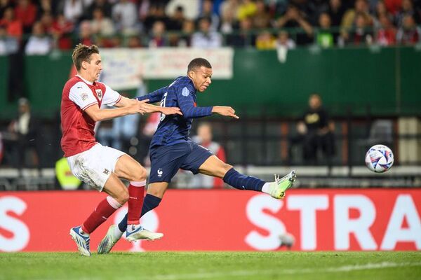 Mbappé evita otra derrota de Francia en la Liga de Naciones - Fútbol - ABC Color