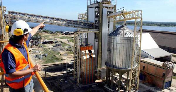 La Nación / Industriales piden mismas oportunidades de exportar