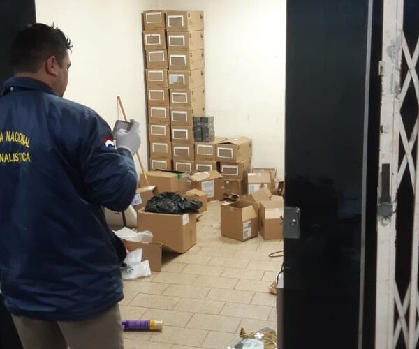 Tres delincuentes asestan millonario robo en céntrico edificio de Ciudad del Este – Diario TNPRESS
