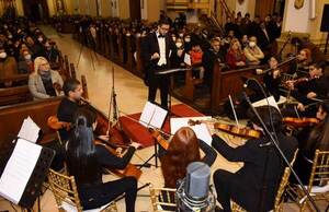 Concierto de música sacra al estilo europeo emociona a luqueños •