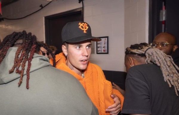 Diario HOY | Justin Bieber dice padecer una parálisis facial parcial