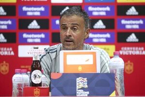 Luis Enrique busca mejorar atrás y ve a Argentina y Brasil favoritas en Qatar - Fútbol Internacional - ABC Color