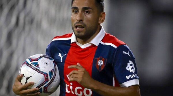 Diario HOY | Llegó "Pachi" Carrizo y se convirtió en el segundo refuerzo de Cerro Porteño