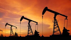 Analista económico estima que el precio del petróleo seguirá en aumento - ADN Digital
