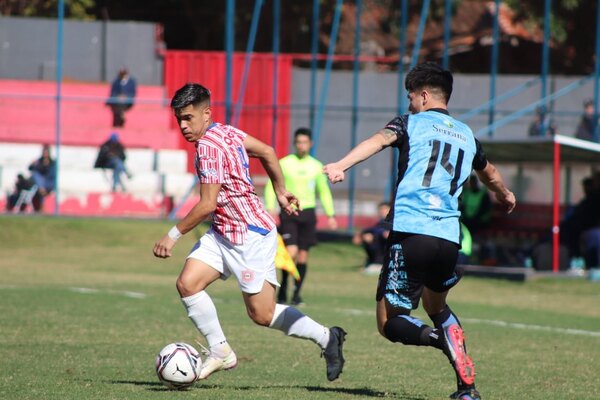 Versus / San Lorenzo cae en Atyrá y se baja de la cima de la Intermedia - PARAGUAYPE.COM