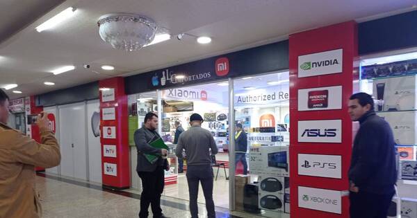 La Nación / Otra denuncia por estafa contra local de un shopping de CDE