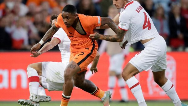 En un partidazo, Países Bajos rescata un empate ante Polonia