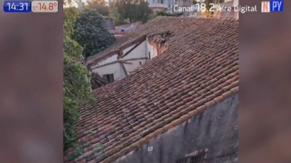 Tejado de la casa del expresidente Gondra se derrumbó - PARAGUAYPE.COM
