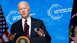 Biden: Zelenski no quiso escuchar las advertencias sobre una invasión rusa