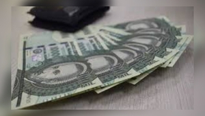 Compartía una ronda de tragos y se llevaron su billetera