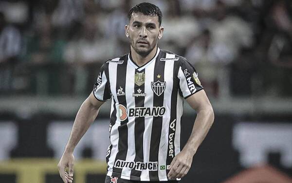Crónica / Mineiro, con Junior Alonso de titular, no pudo con el Santos