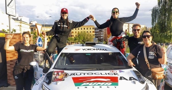 ¡Ni las vieron venir! Andrea Lafarja y Alba Sánchez se lucieron en España