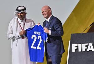 Diario HOY | Acuerdo entre la FIFA y la Liga de Qatar para la profesionalización de clubes