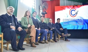 Precandidatos presidenciales de la oposición firman acuerdo para la concertación