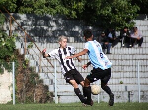Sub 18: Tres victorias y dos empates - APF