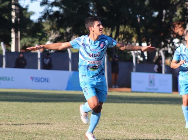 Tres victorias y un empate en la jornada dominical - APF