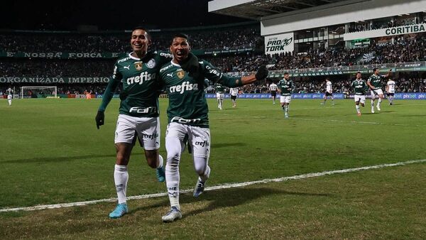 Palmeiras recupera el liderado en Brasil