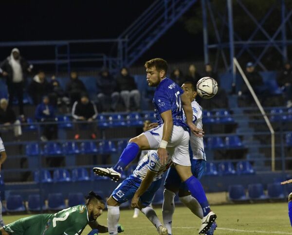 Se congeló el partido en Villa Elisa - Fútbol - ABC Color