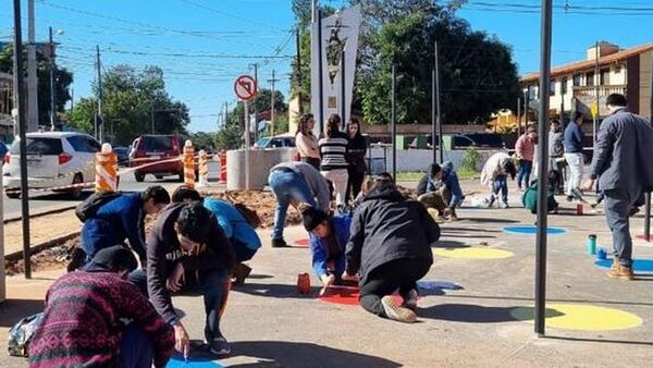 Con intervención urbana devuelven vida y color a los espacios públicos