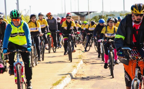 Diario HOY | “Marea” ciclística para festejar El Día Mundial de la Bicicleta
