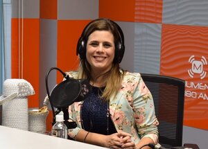 Kattya González dice que cerrará acuerdos por fuera de la Concertación · Radio Monumental 1080 AM